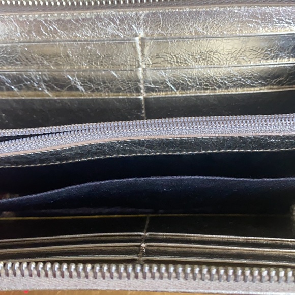 YSL gold Belle du Jour zip around leather wallet - Picture 10 of 16